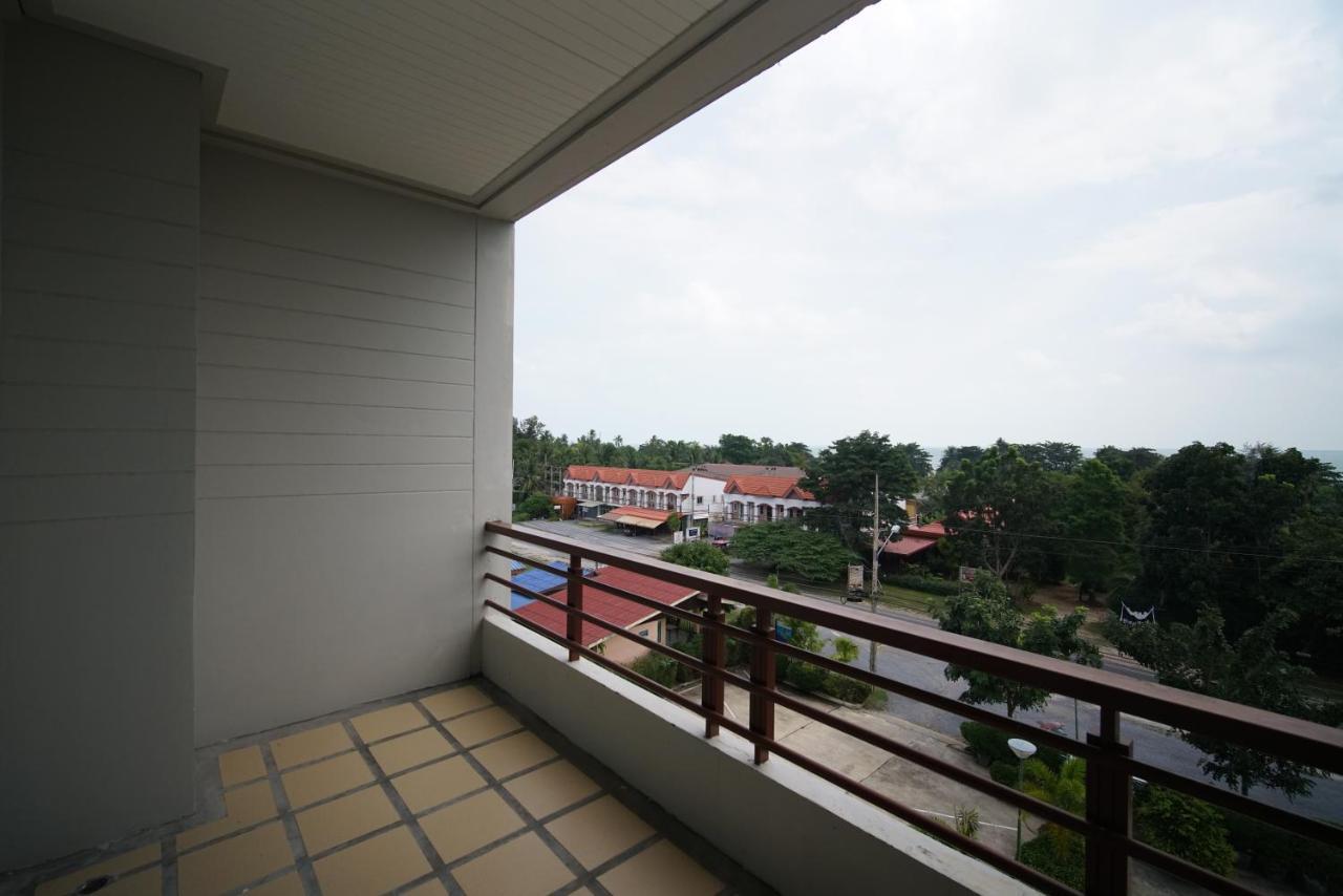 Sea Mountain Khanom Hotel Exterior photo