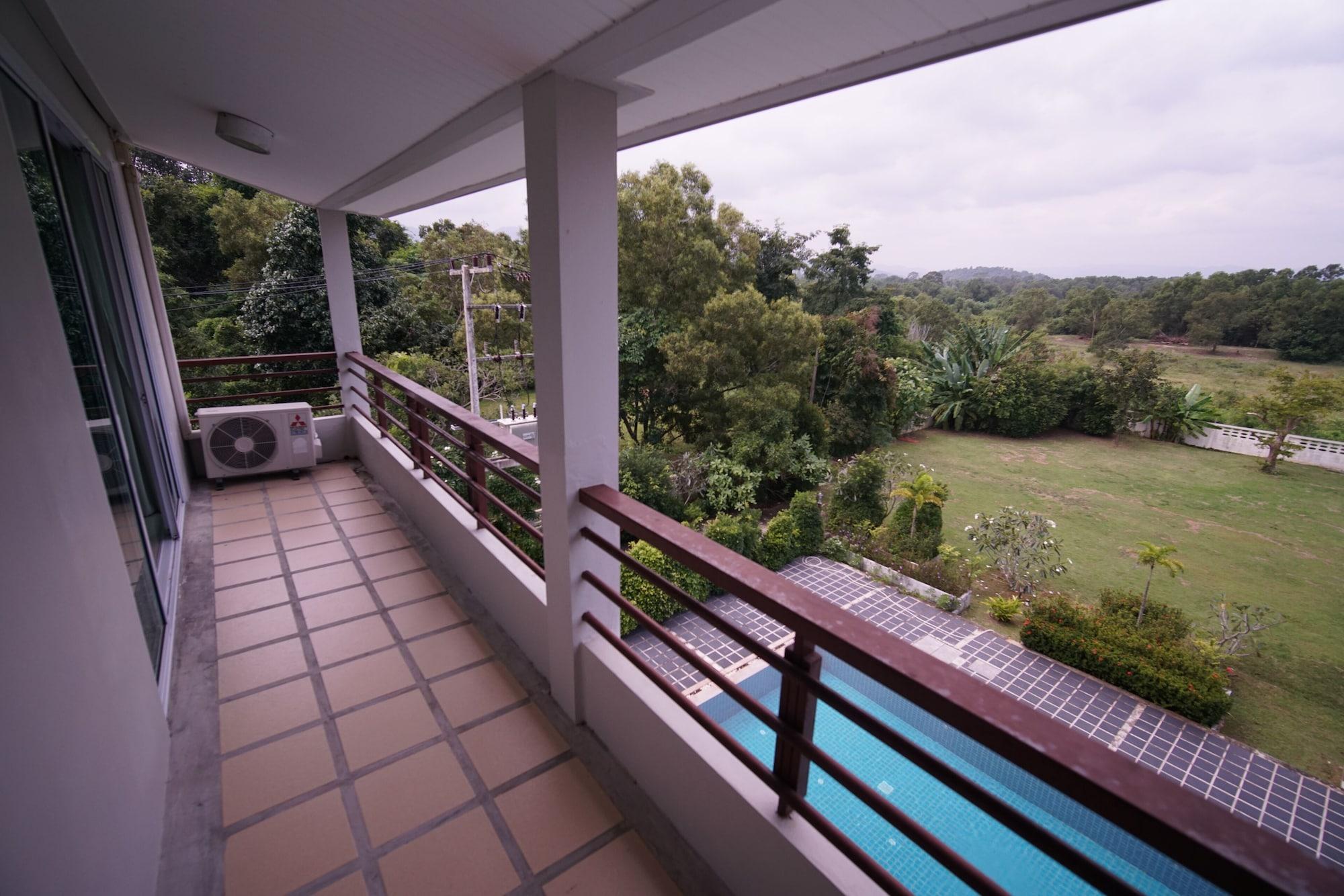 Sea Mountain Khanom Hotel Exterior photo