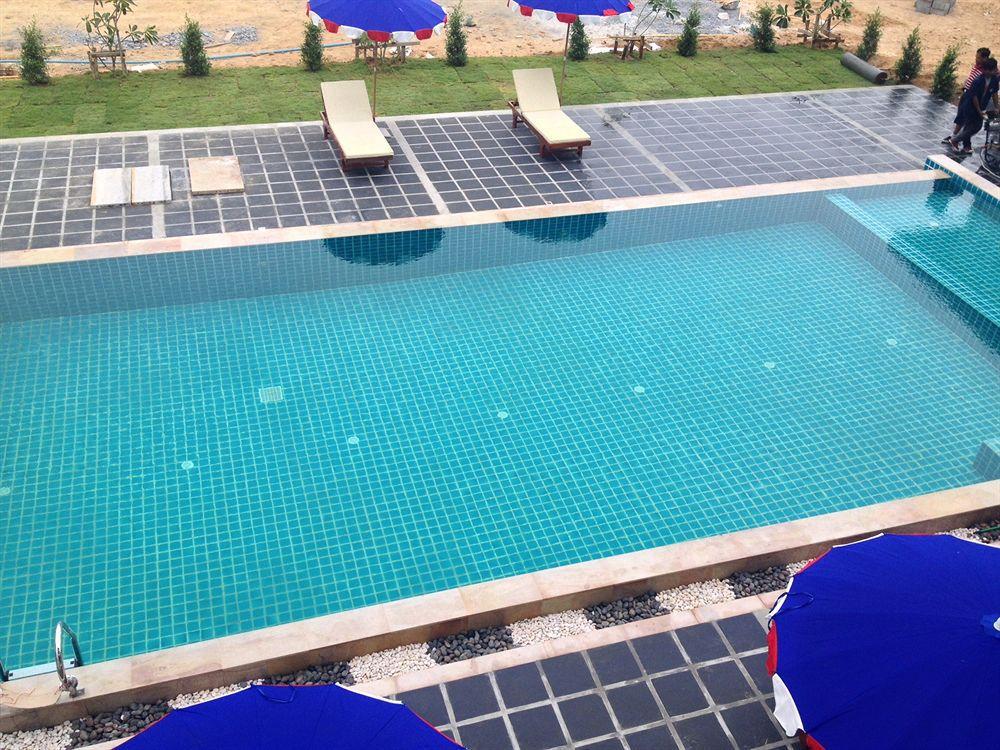 Sea Mountain Khanom Hotel Exterior photo