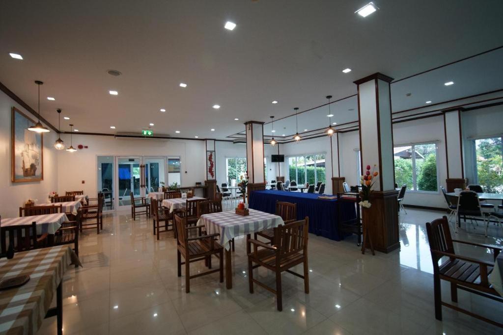 Sea Mountain Khanom Hotel Exterior photo