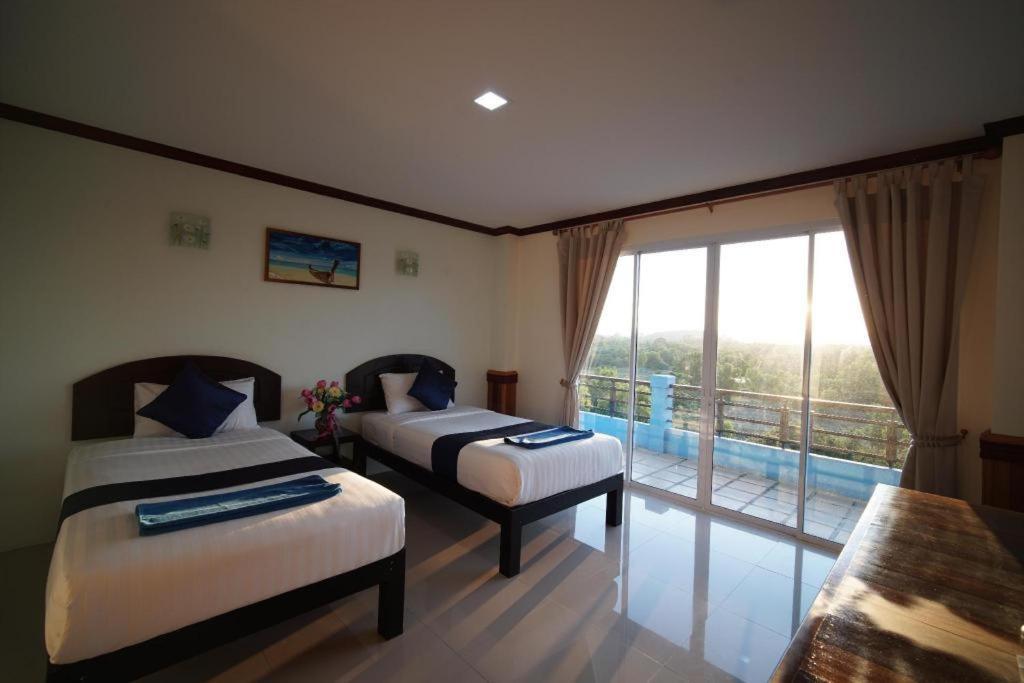 Sea Mountain Khanom Hotel Exterior photo